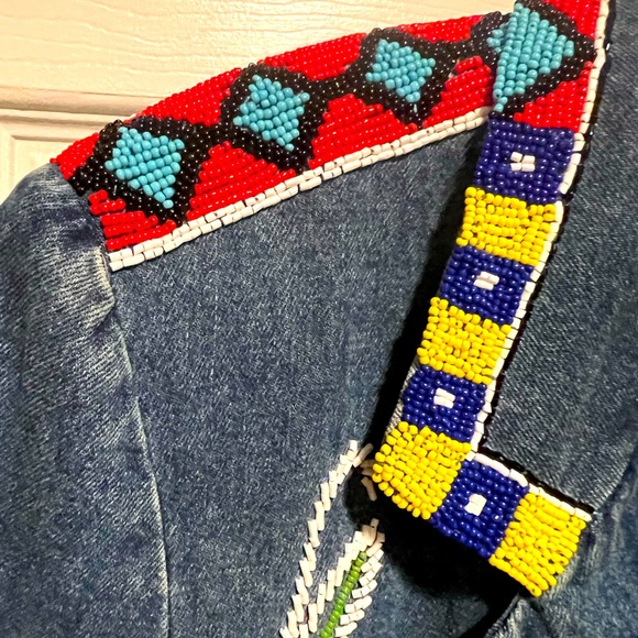 VINTAGE DENIM BLAZER BEADED FLORAL BY IVANA TRUMP 💐❤️🔥 - Picture 9 of 10